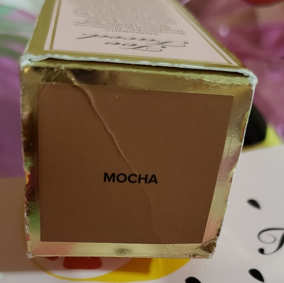 Too Faced Dew You Tutti Frutti Foundation - Picture 8 of 15